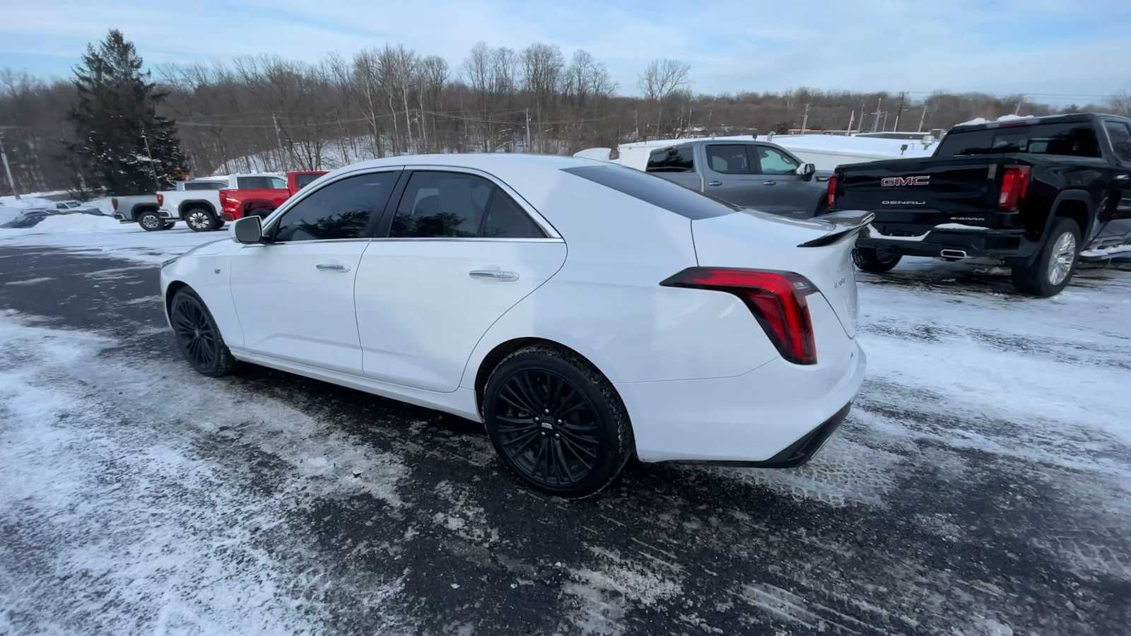 2023 Cadillac CT4 Luxury