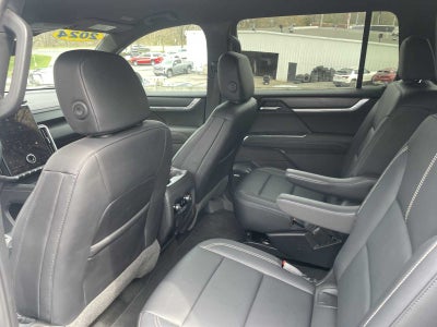2024 GMC Acadia Elevation