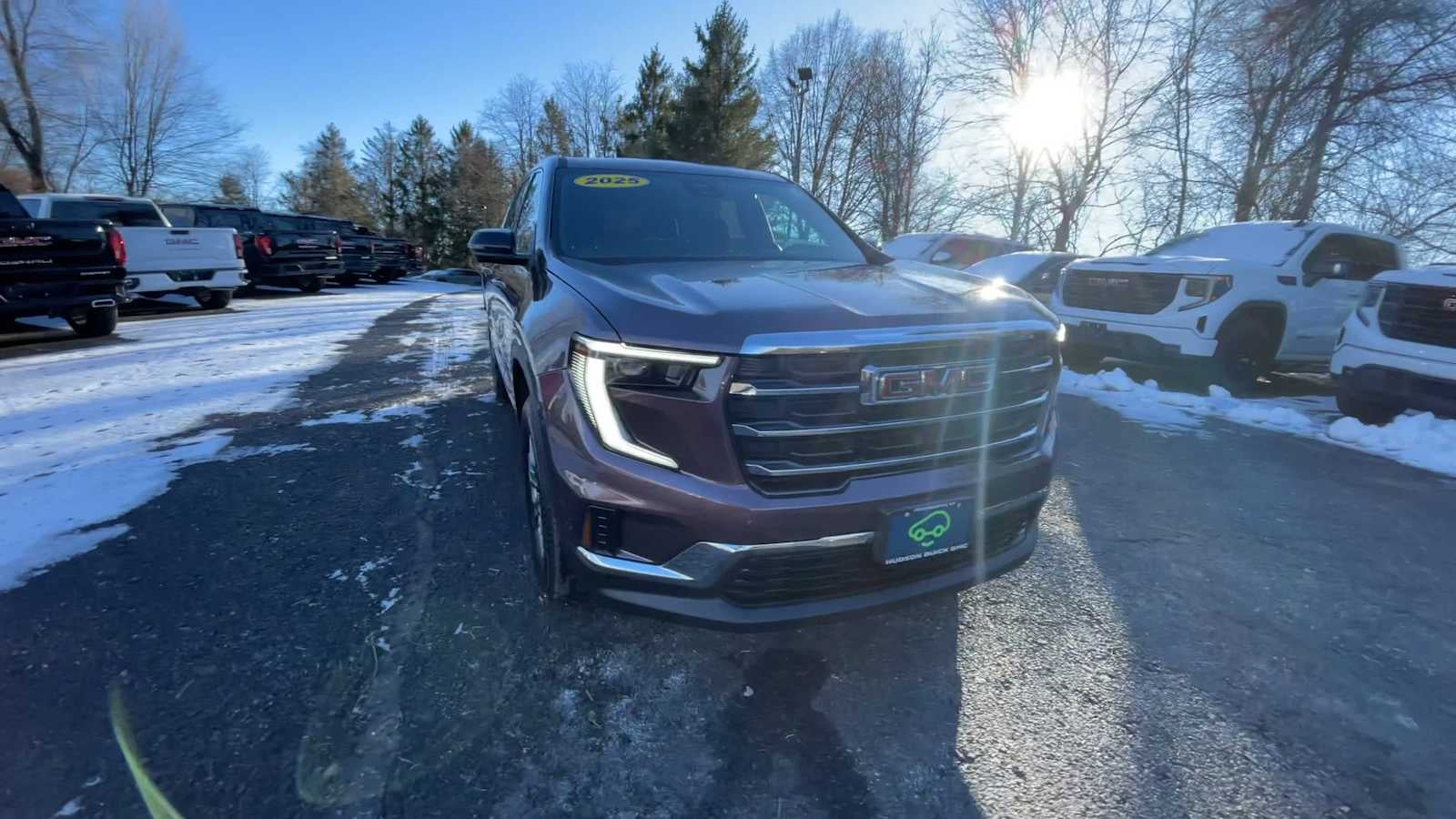 2025 GMC Acadia Elevation