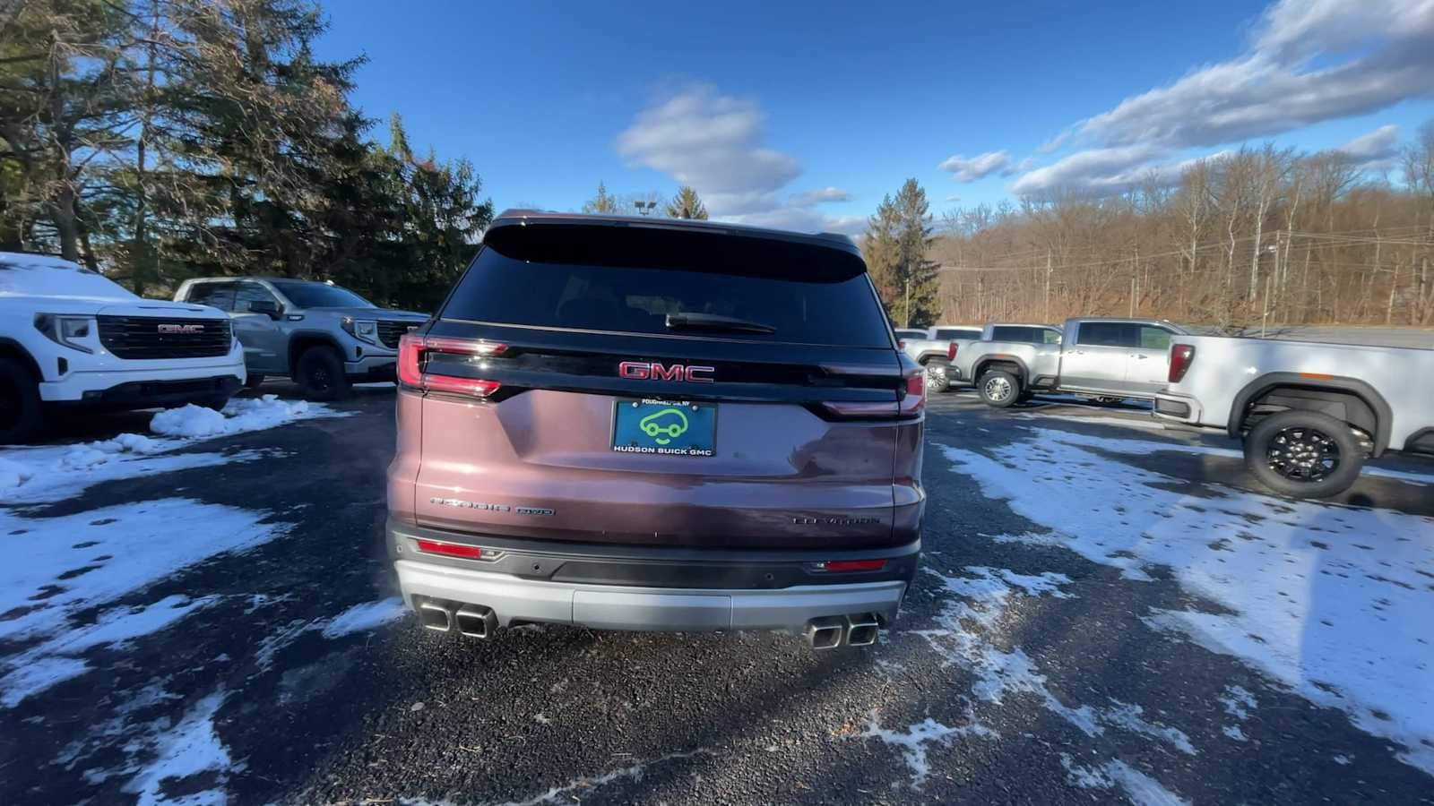 2025 GMC Acadia Elevation