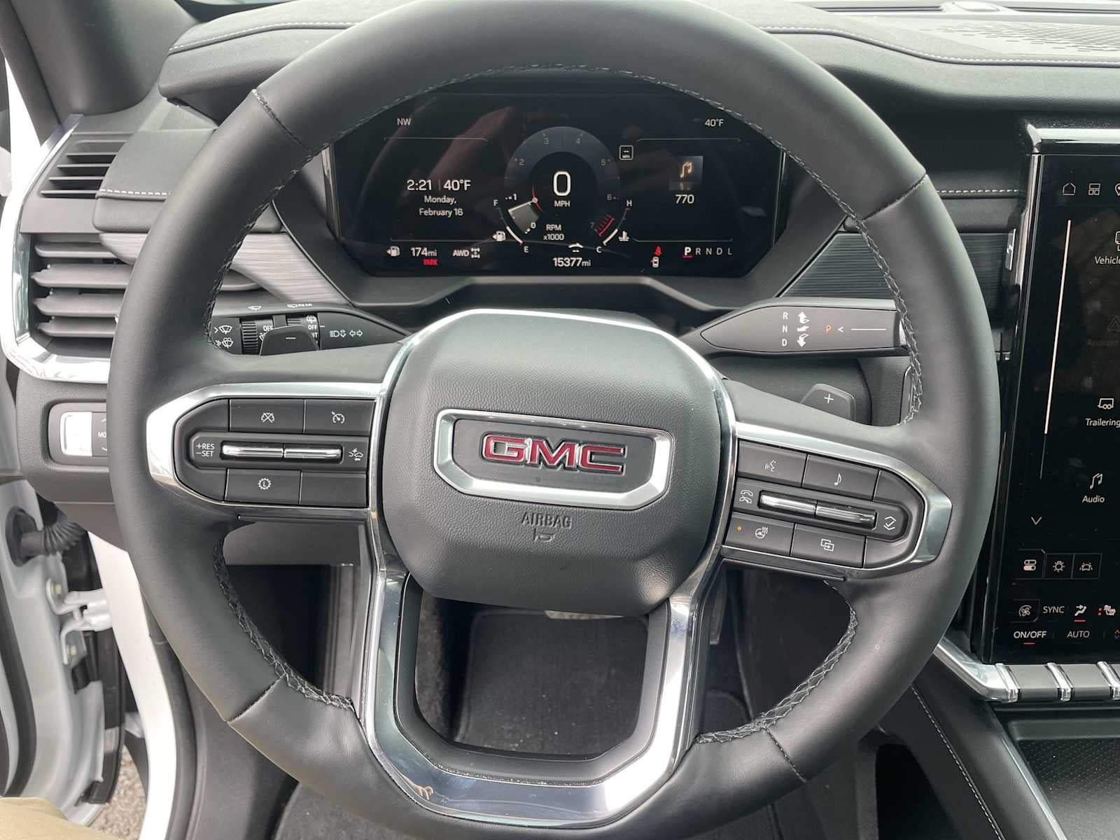 2025 GMC Acadia Elevation