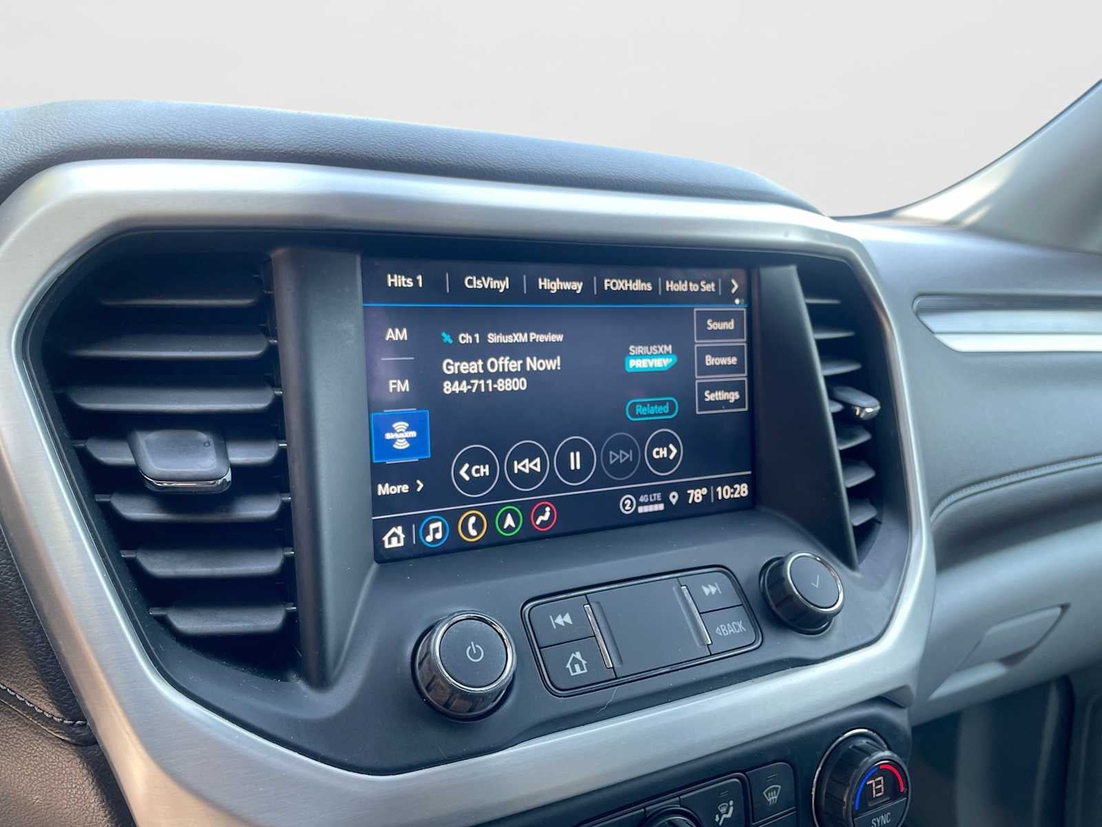 2021 GMC Acadia SLT