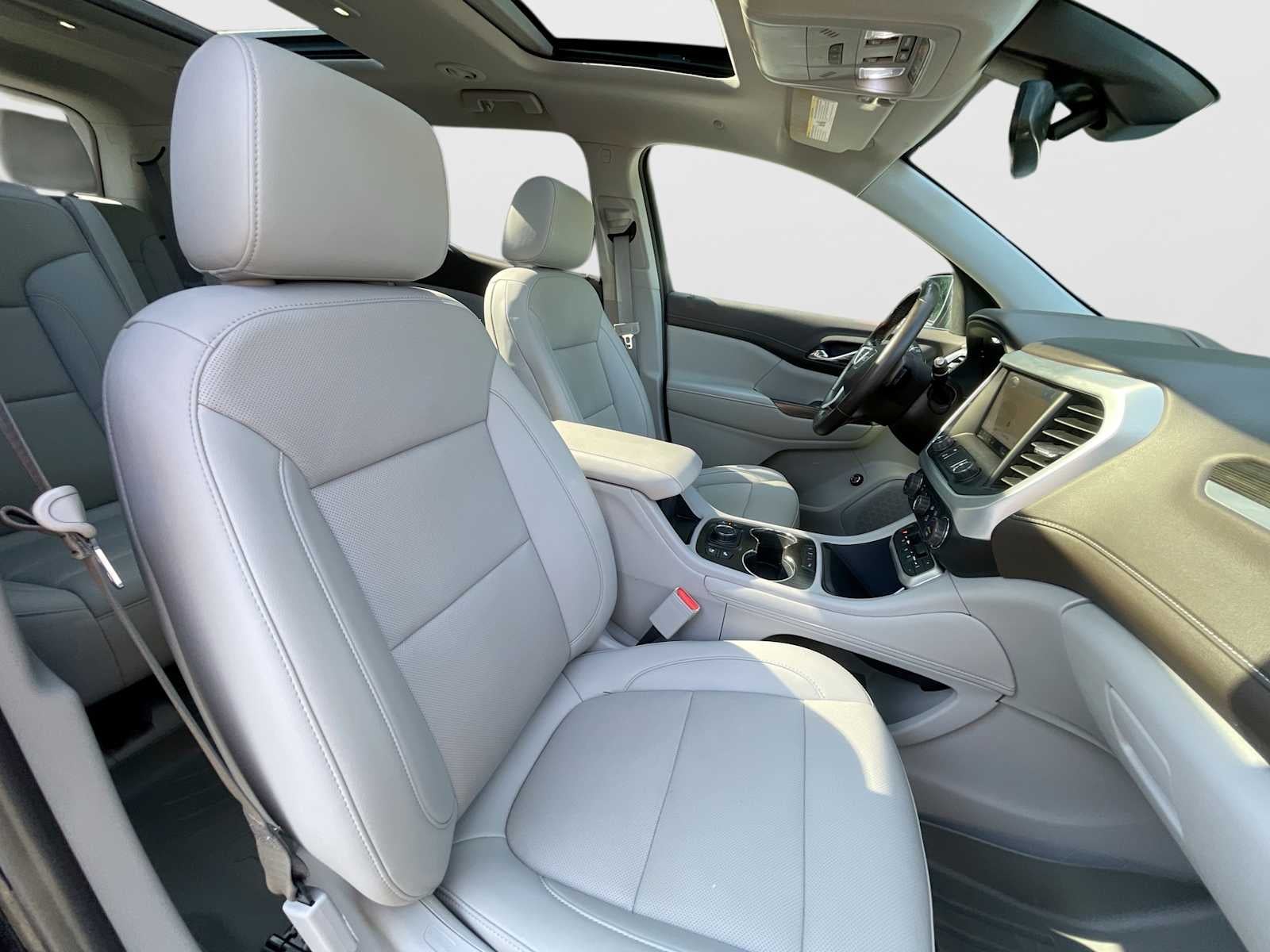 2021 GMC Acadia SLT