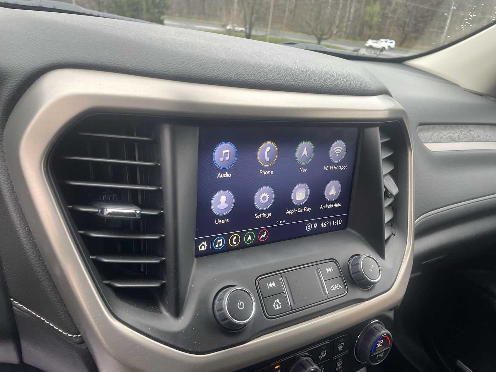 2023 GMC Acadia Denali