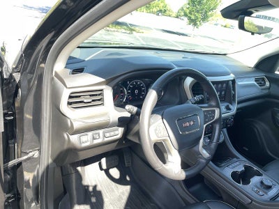 2022 GMC Acadia Denali