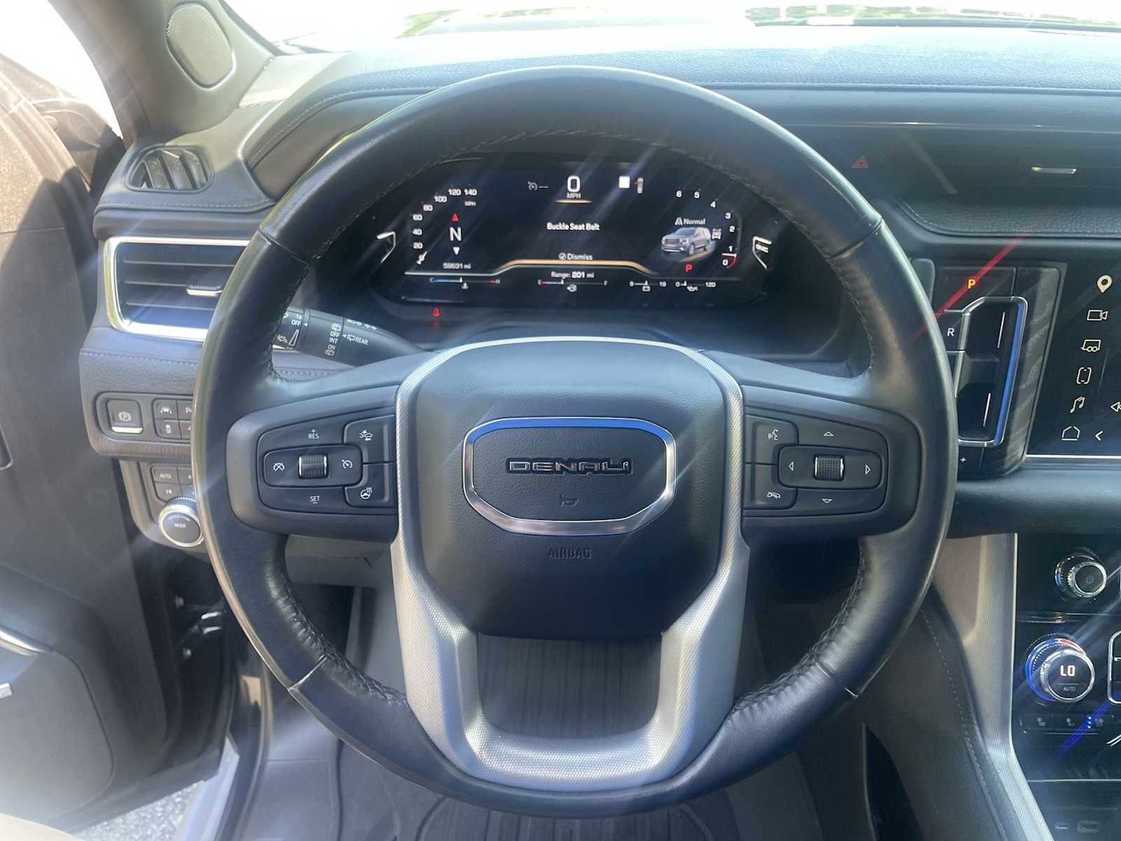 2023 GMC Yukon XL Denali