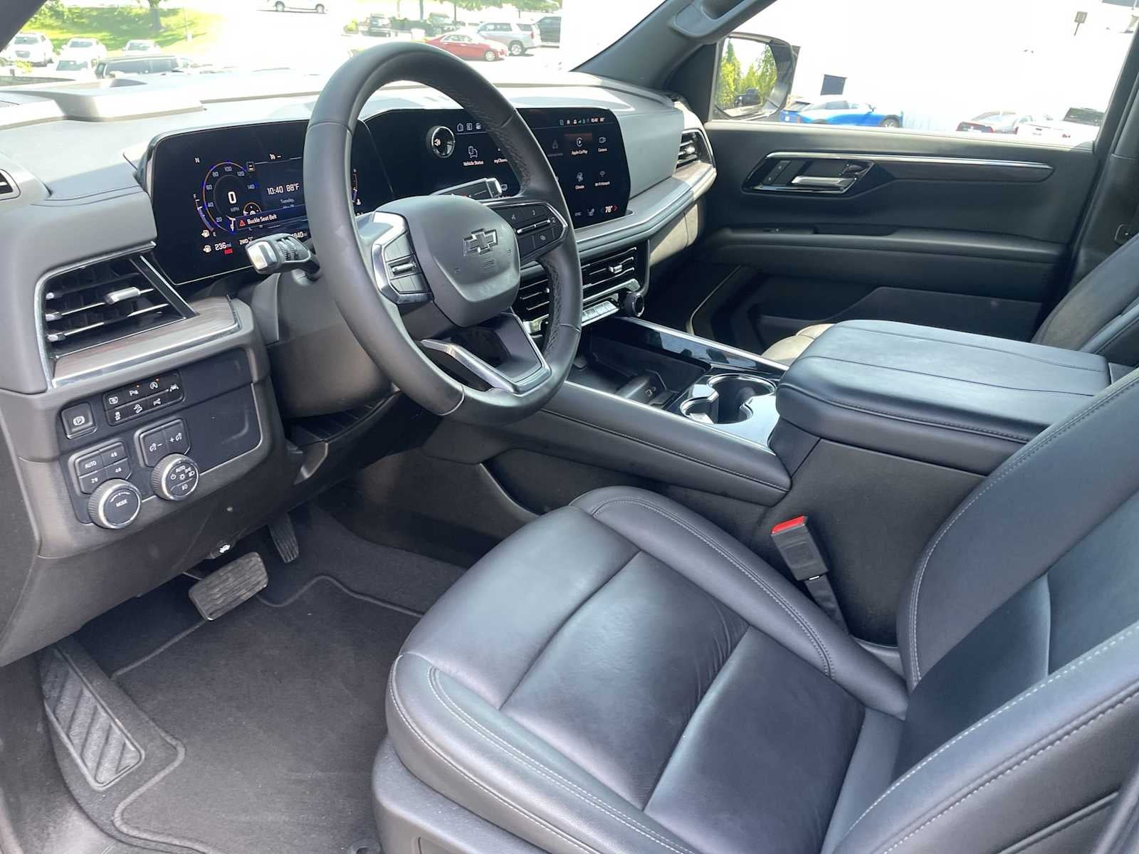 2025 Chevrolet Suburban Z71