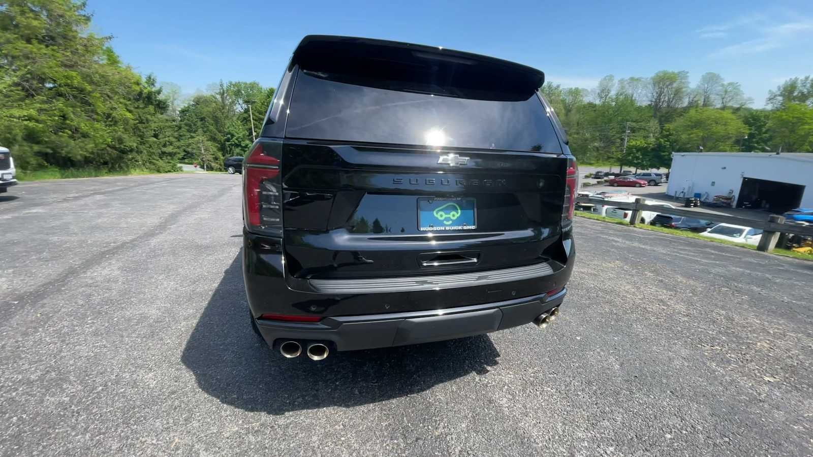 2025 Chevrolet Suburban Z71