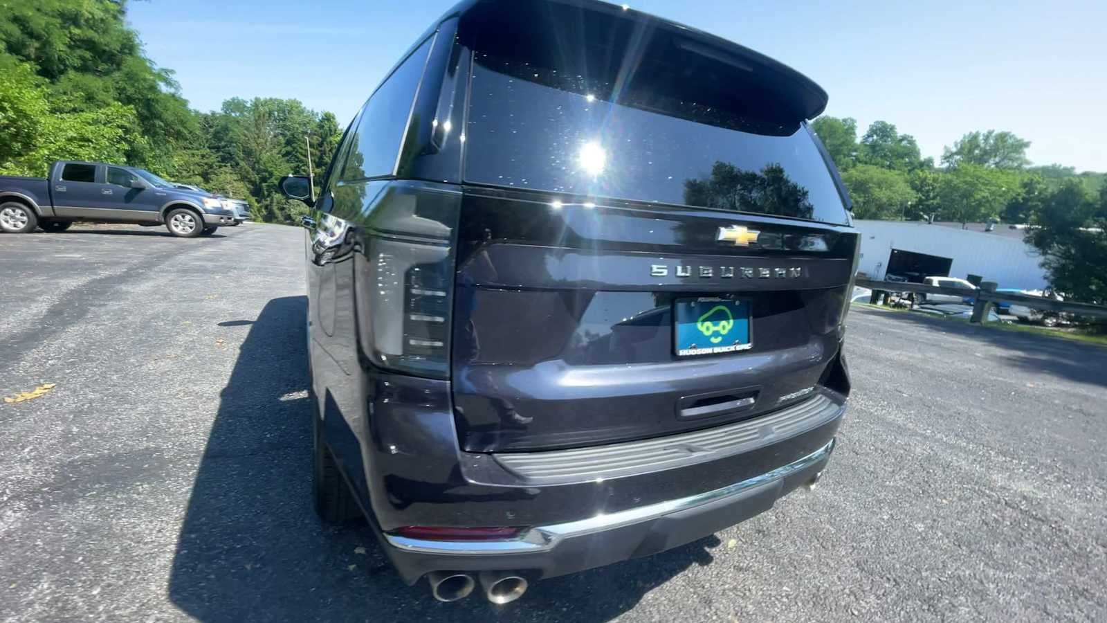 2025 Chevrolet Suburban Premier