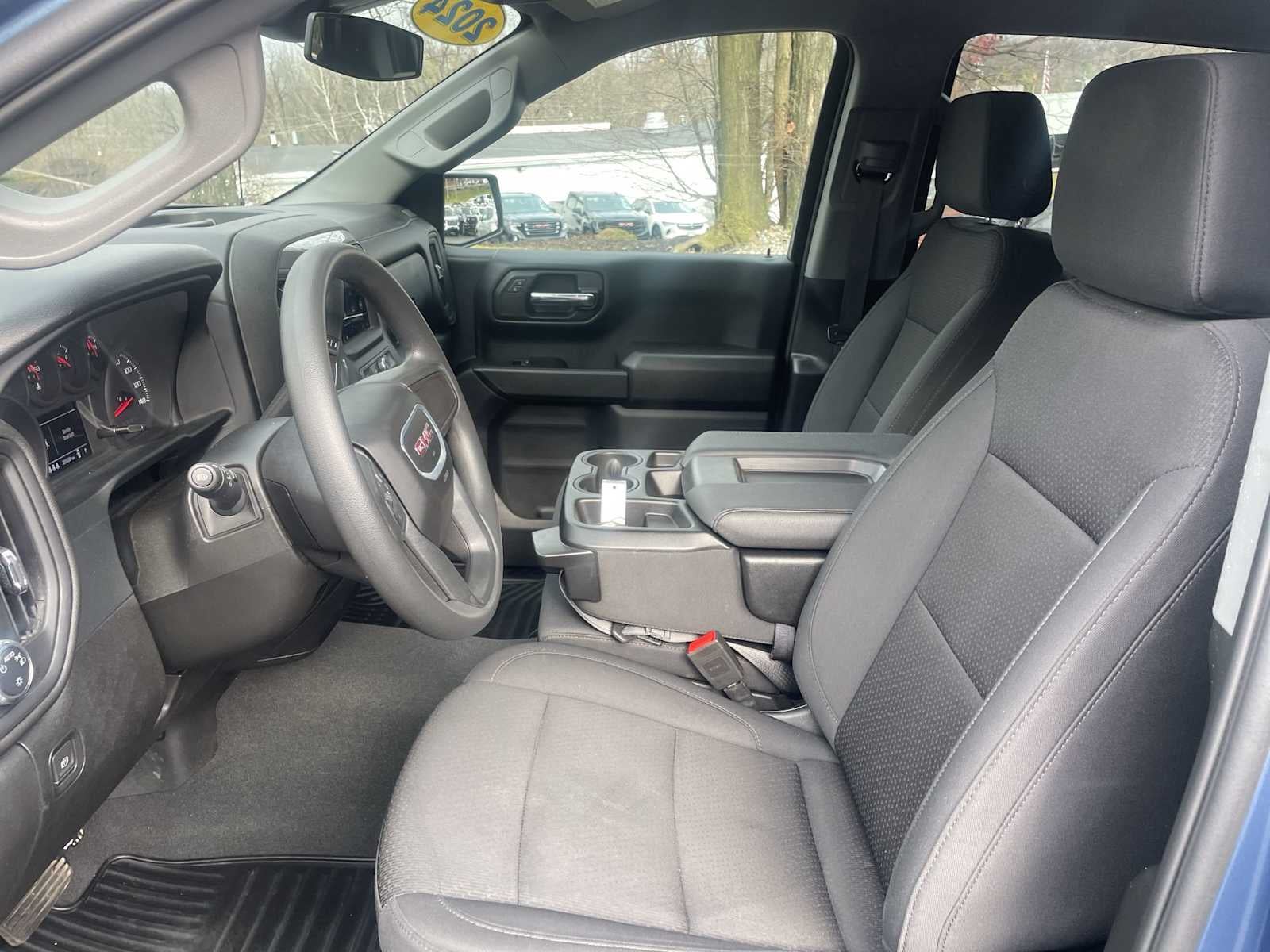 2024 GMC Sierra 1500 Pro