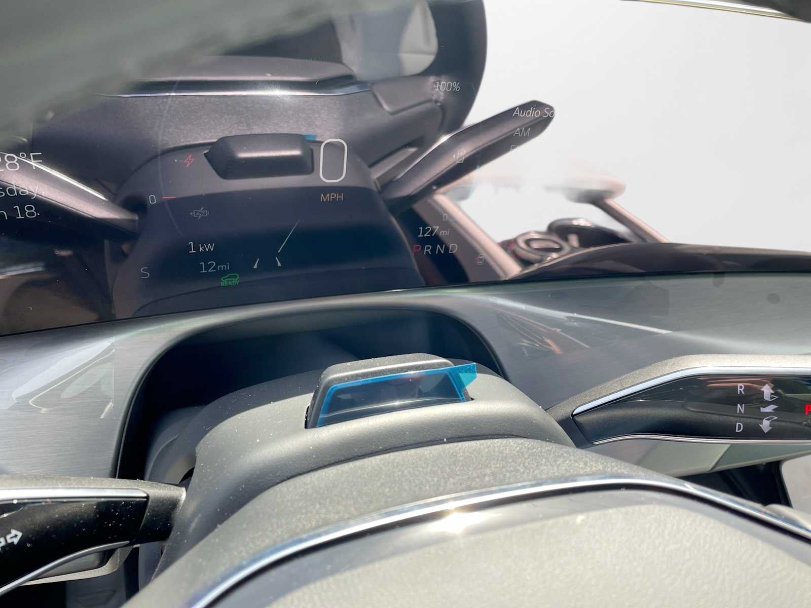 2026 Cadillac VISTIQ Luxury