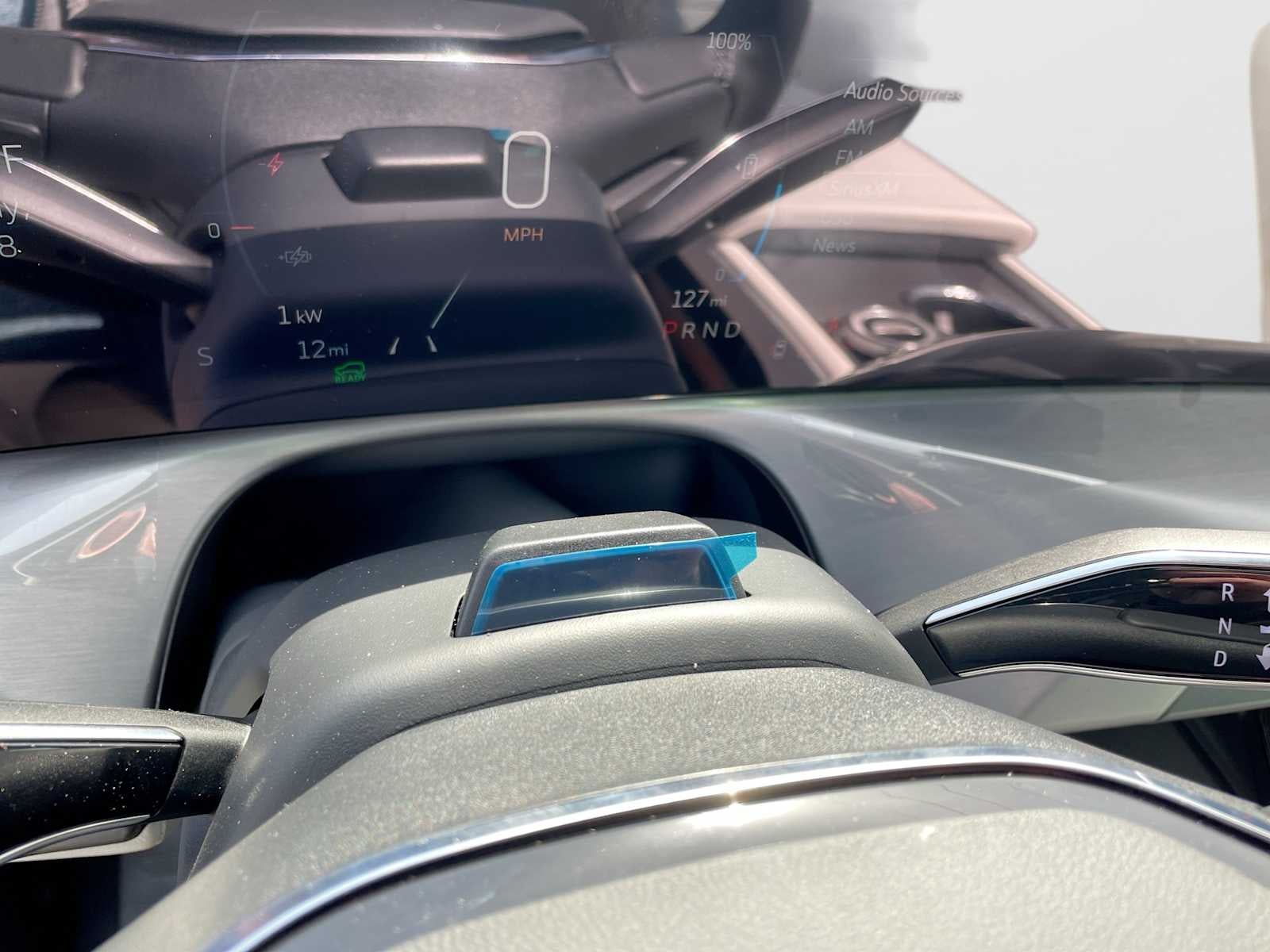 2026 Cadillac VISTIQ Luxury