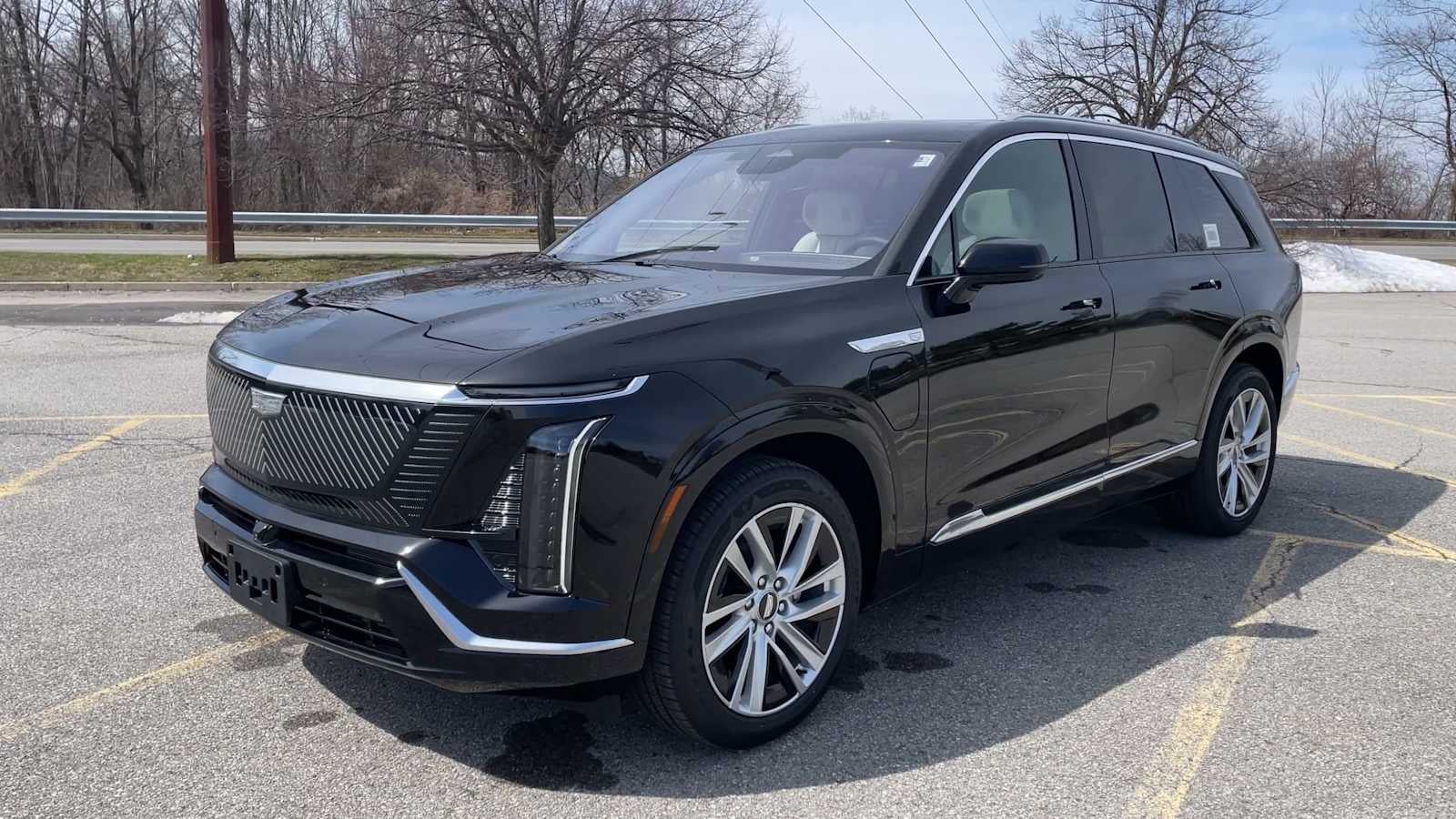 2026 Cadillac VISTIQ Luxury