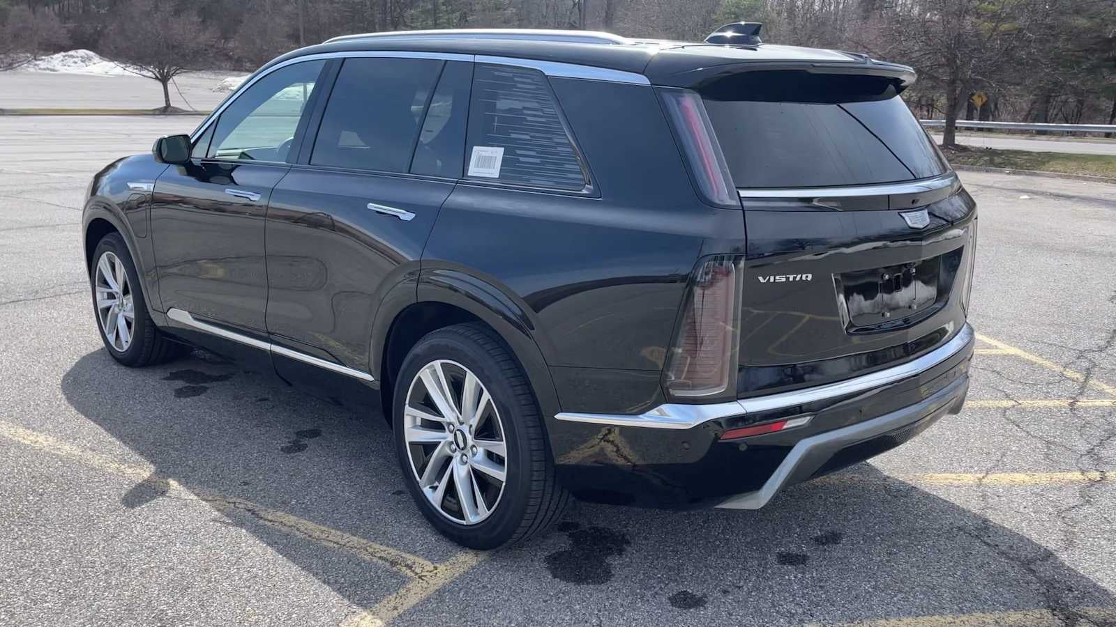 2026 Cadillac VISTIQ Luxury