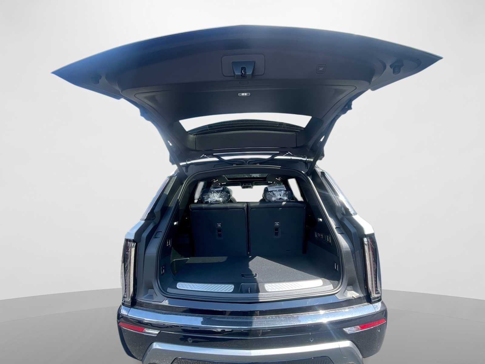 2027 Cadillac VISTIQ Sport
