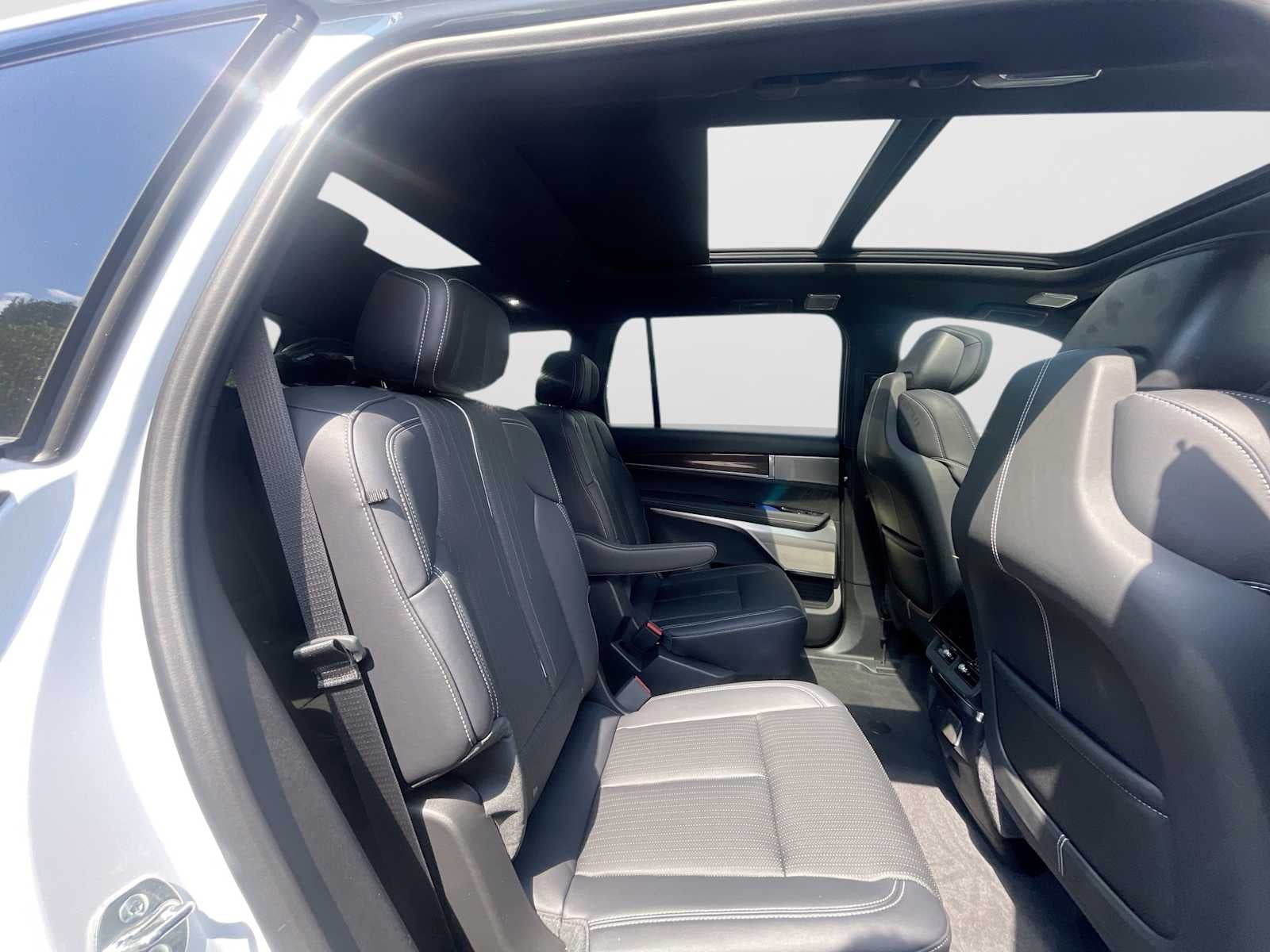 2027 Cadillac VISTIQ Sport