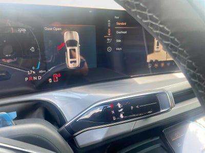 2027 Cadillac VISTIQ Sport