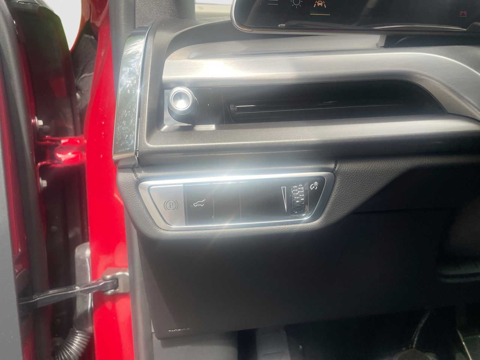 2027 Cadillac VISTIQ Sport