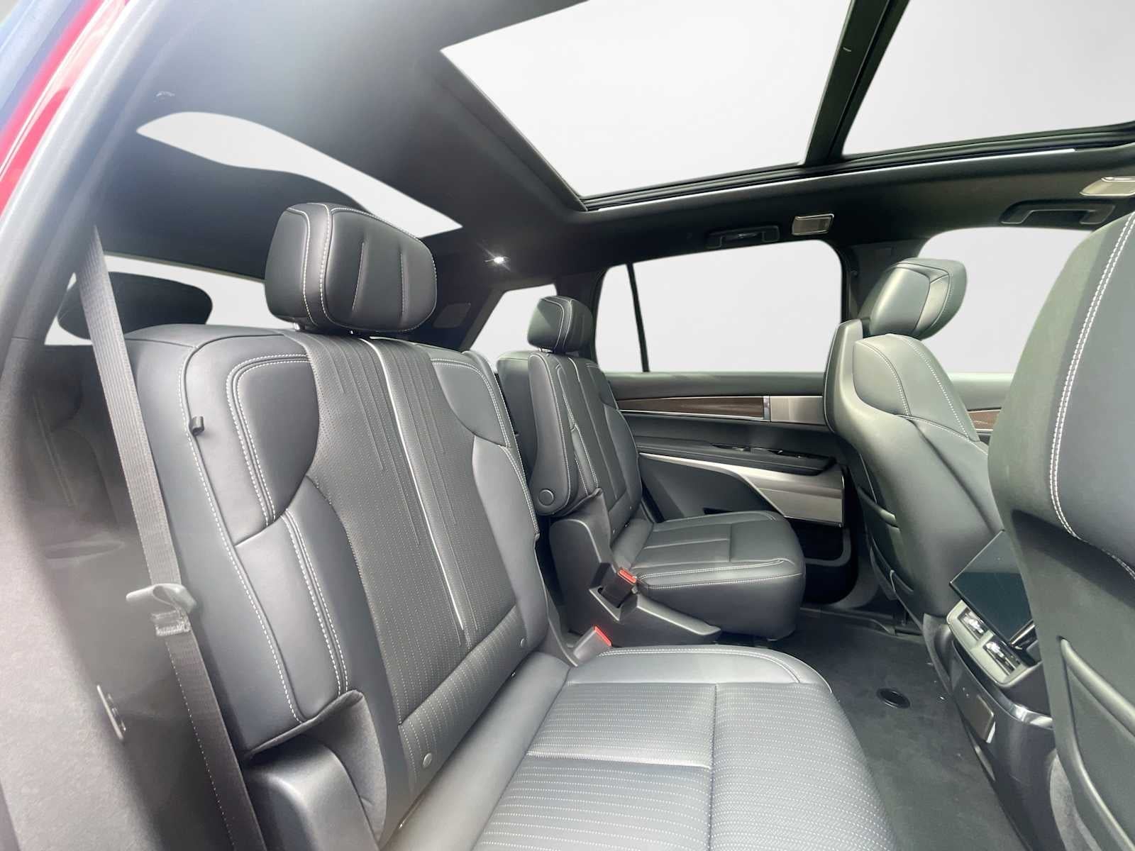 2027 Cadillac VISTIQ Sport