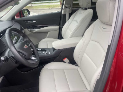 2023 Cadillac XT4 AWD Luxury