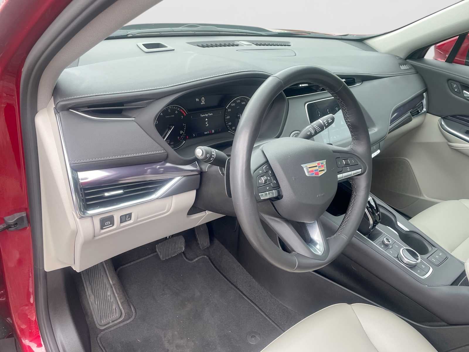 2023 Cadillac XT4 AWD Luxury