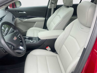 2023 Cadillac XT4 AWD Luxury