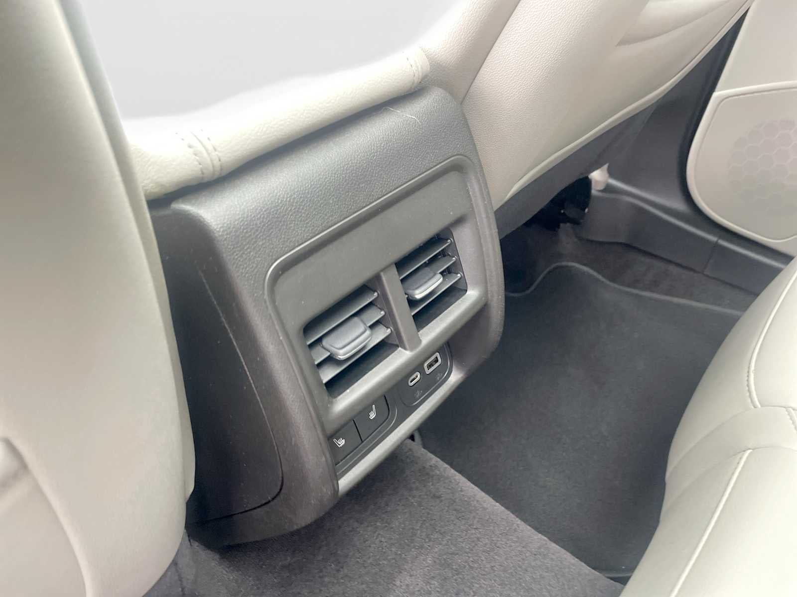 2023 Cadillac XT4 AWD Luxury