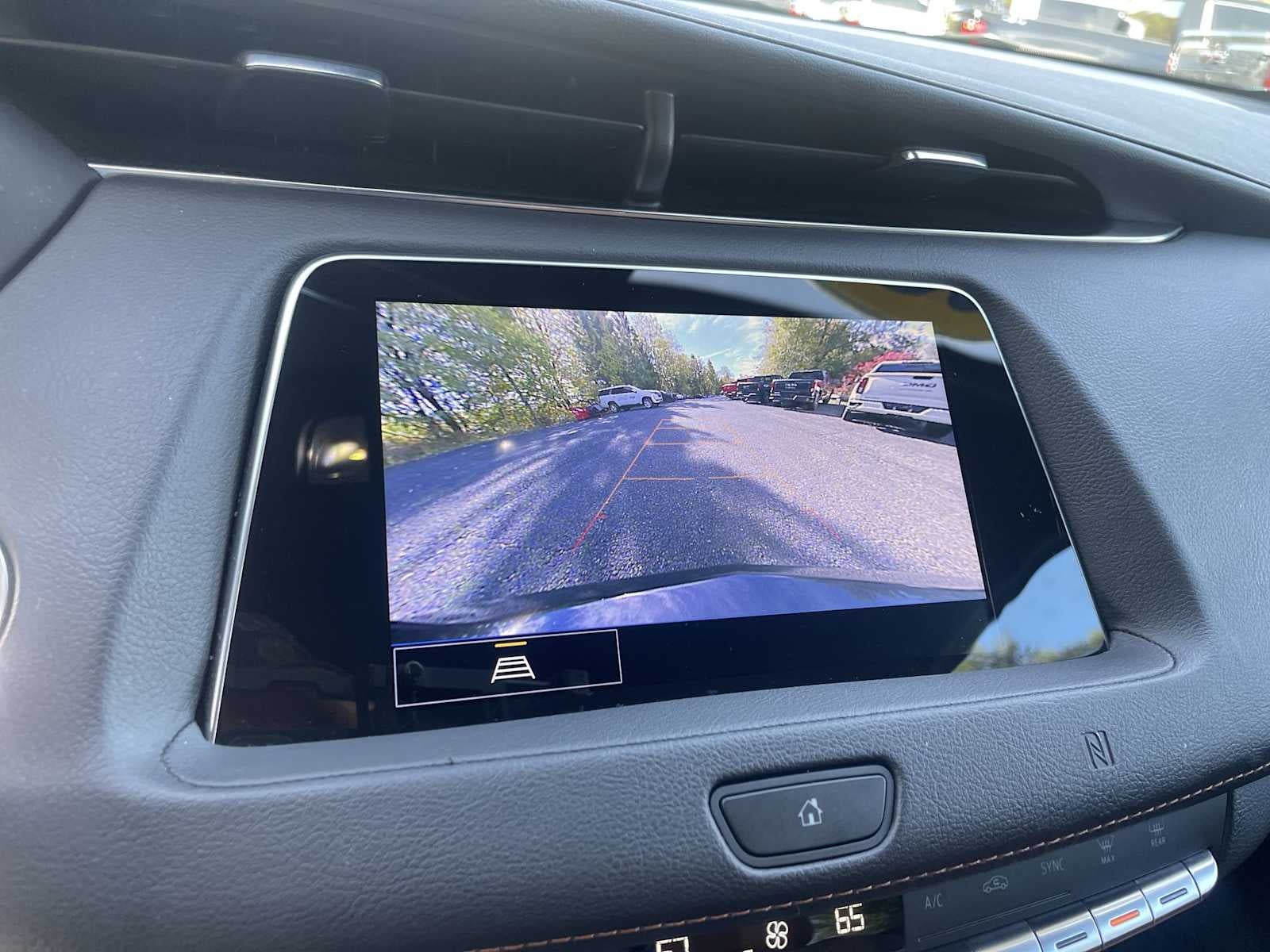 2021 Cadillac XT4 Premium Luxury