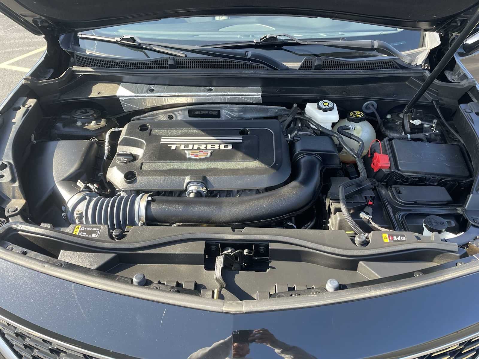 2023 Cadillac XT4 Premium Luxury