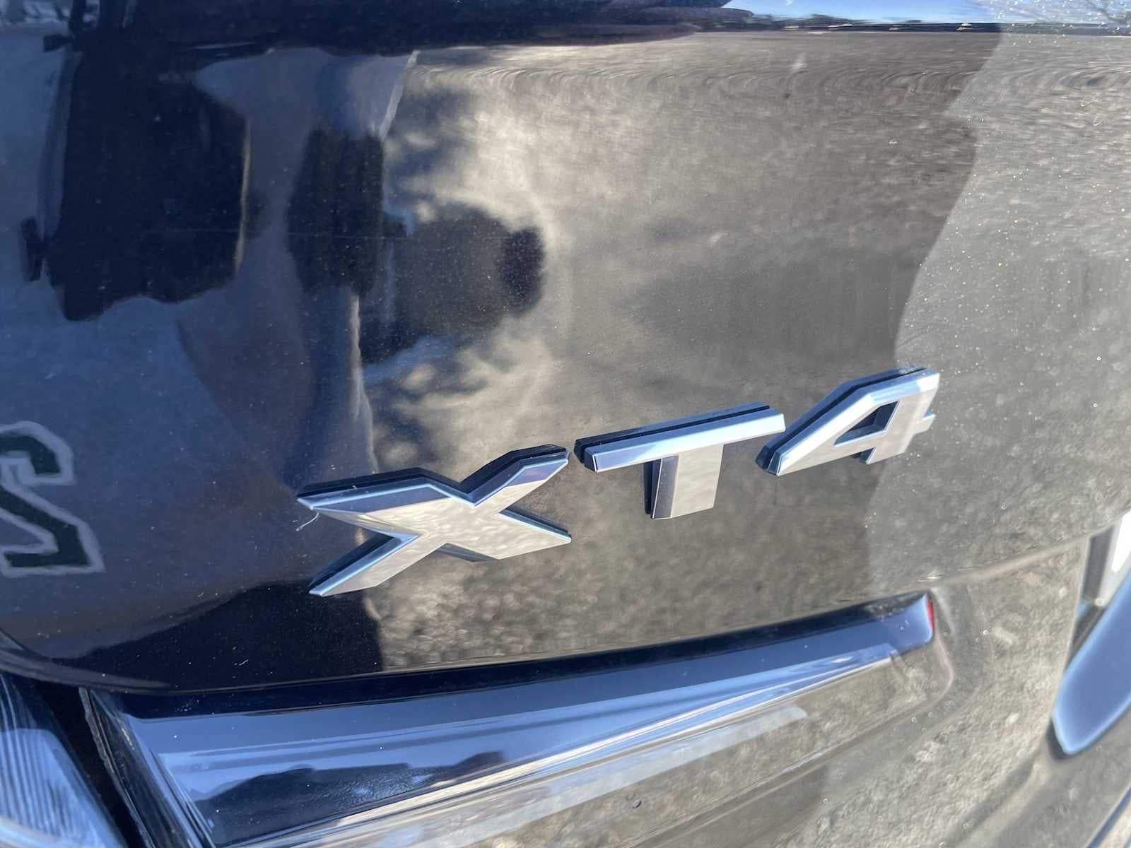 2024 Cadillac XT4 Sport