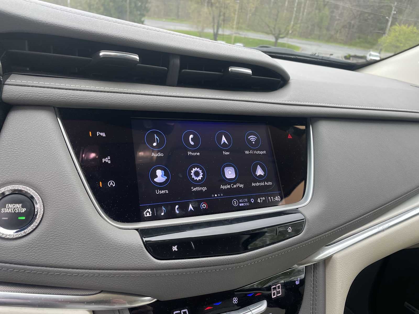 2022 Cadillac XT5 Premium Luxury
