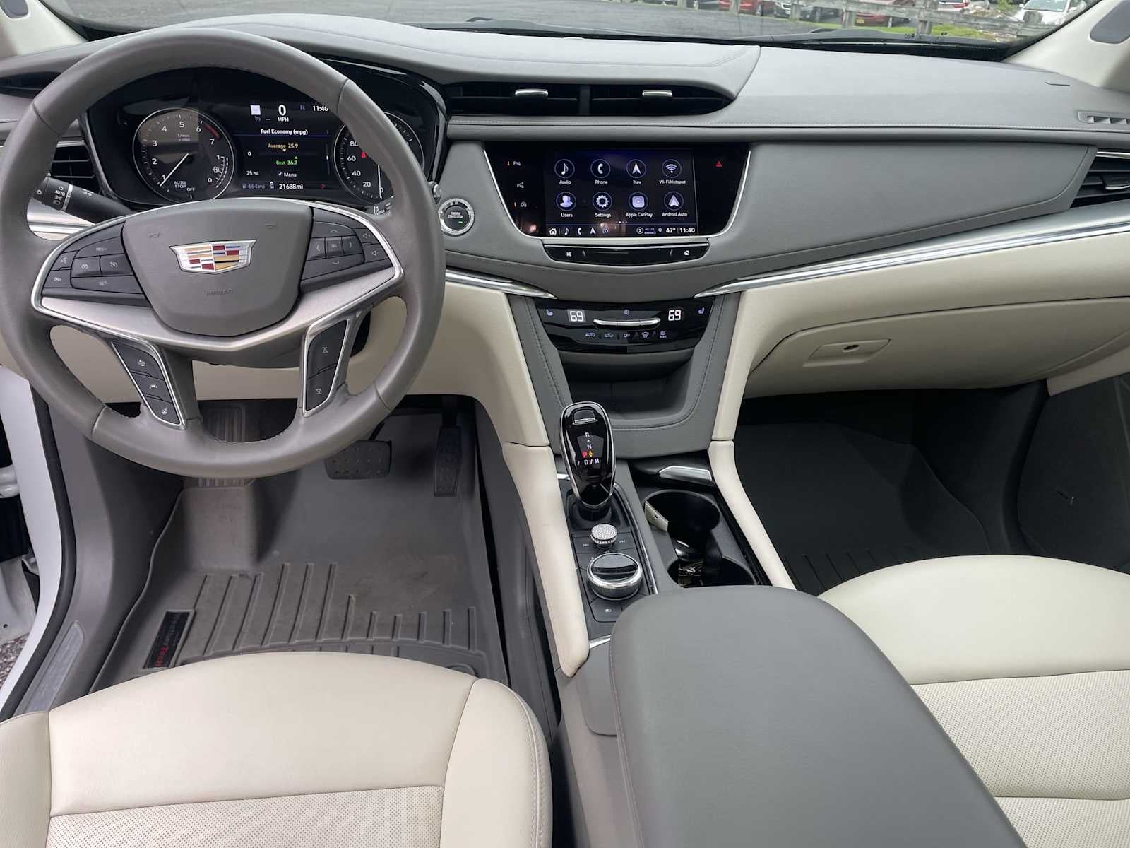 2022 Cadillac XT5 Premium Luxury