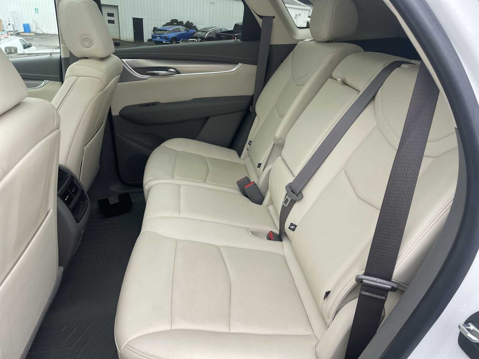 2022 Cadillac XT5 Premium Luxury