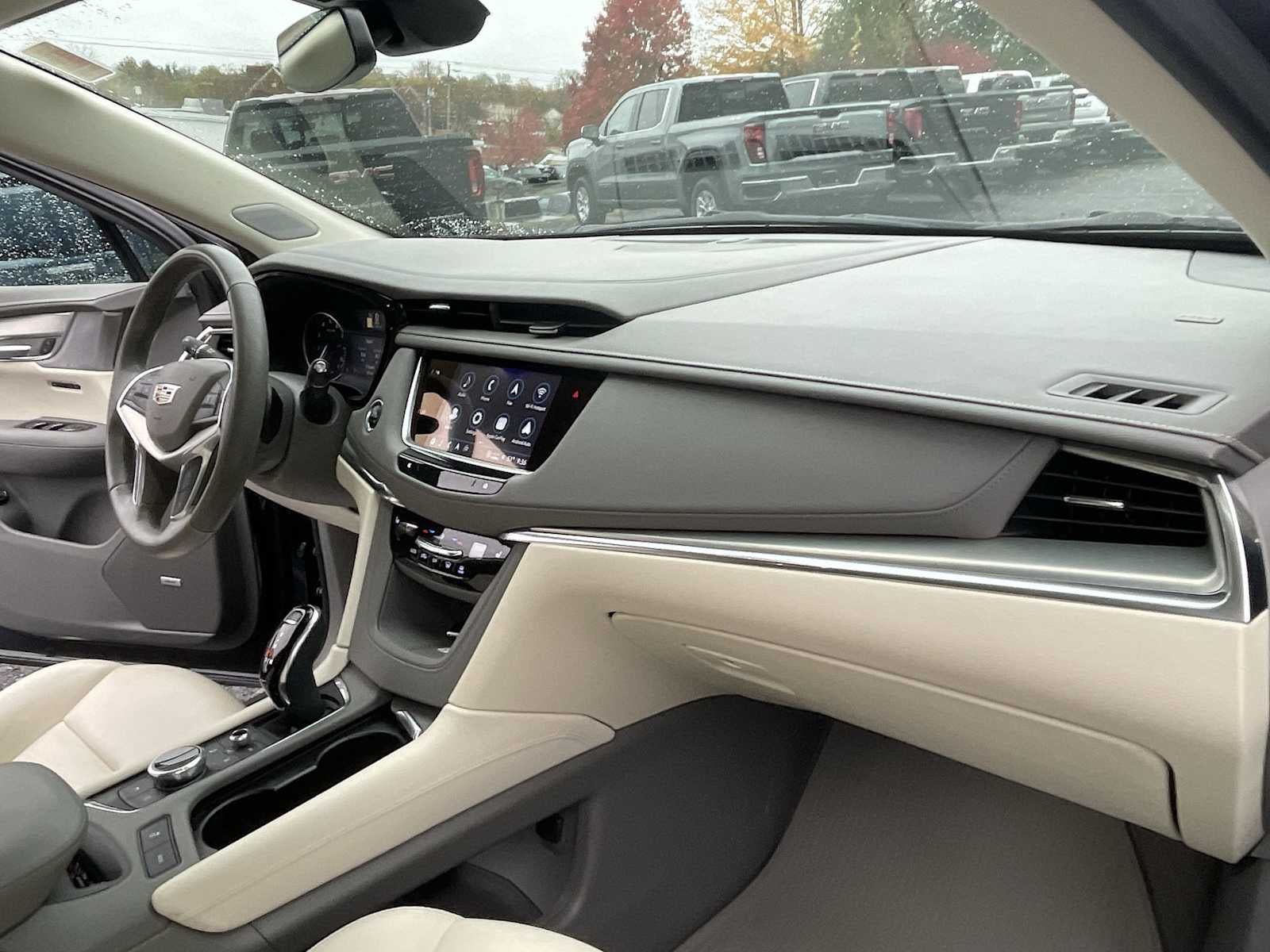 2023 Cadillac XT5 Premium Luxury