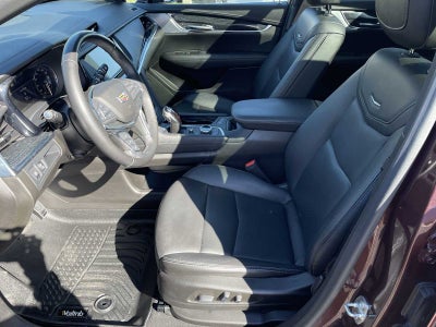2022 Cadillac XT5 Premium Luxury