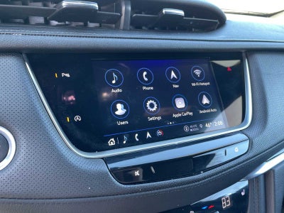 2022 Cadillac XT5 Premium Luxury