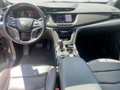 2022 Cadillac XT5 AWD Premium Luxury