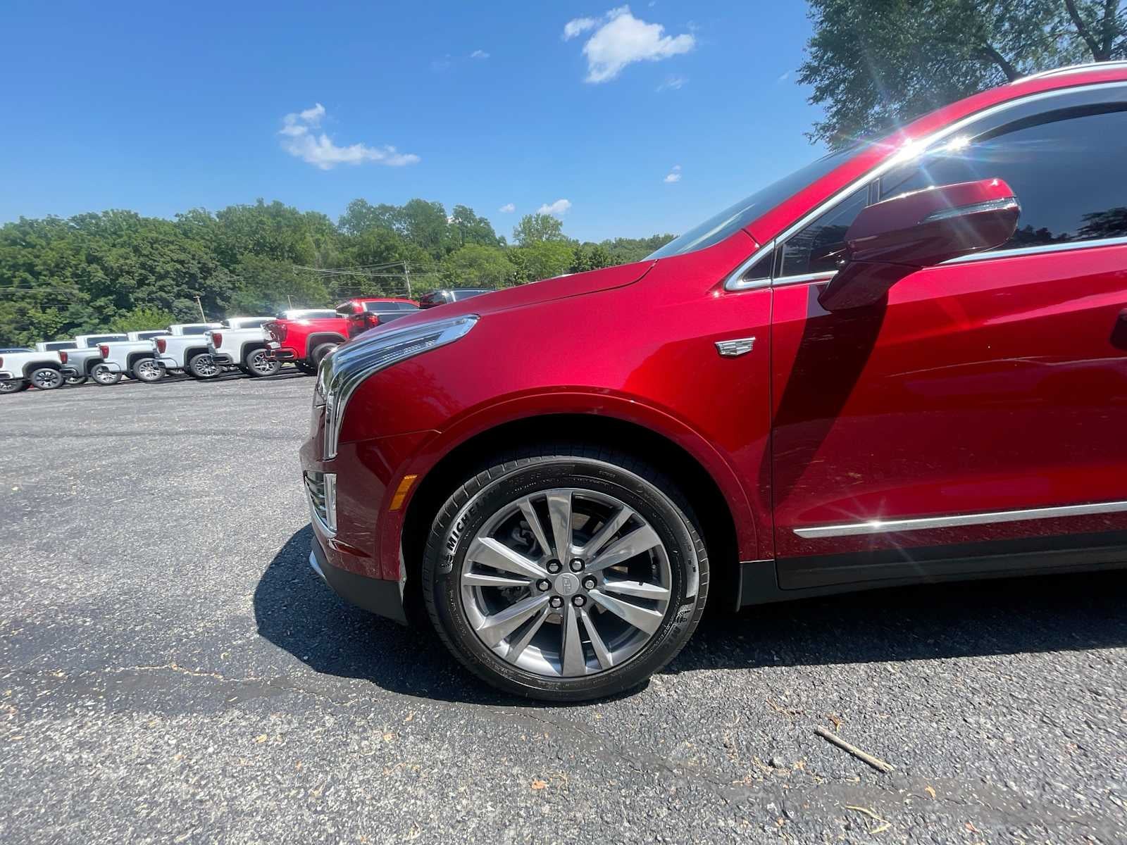 2025 Cadillac XT5 Premium Luxury