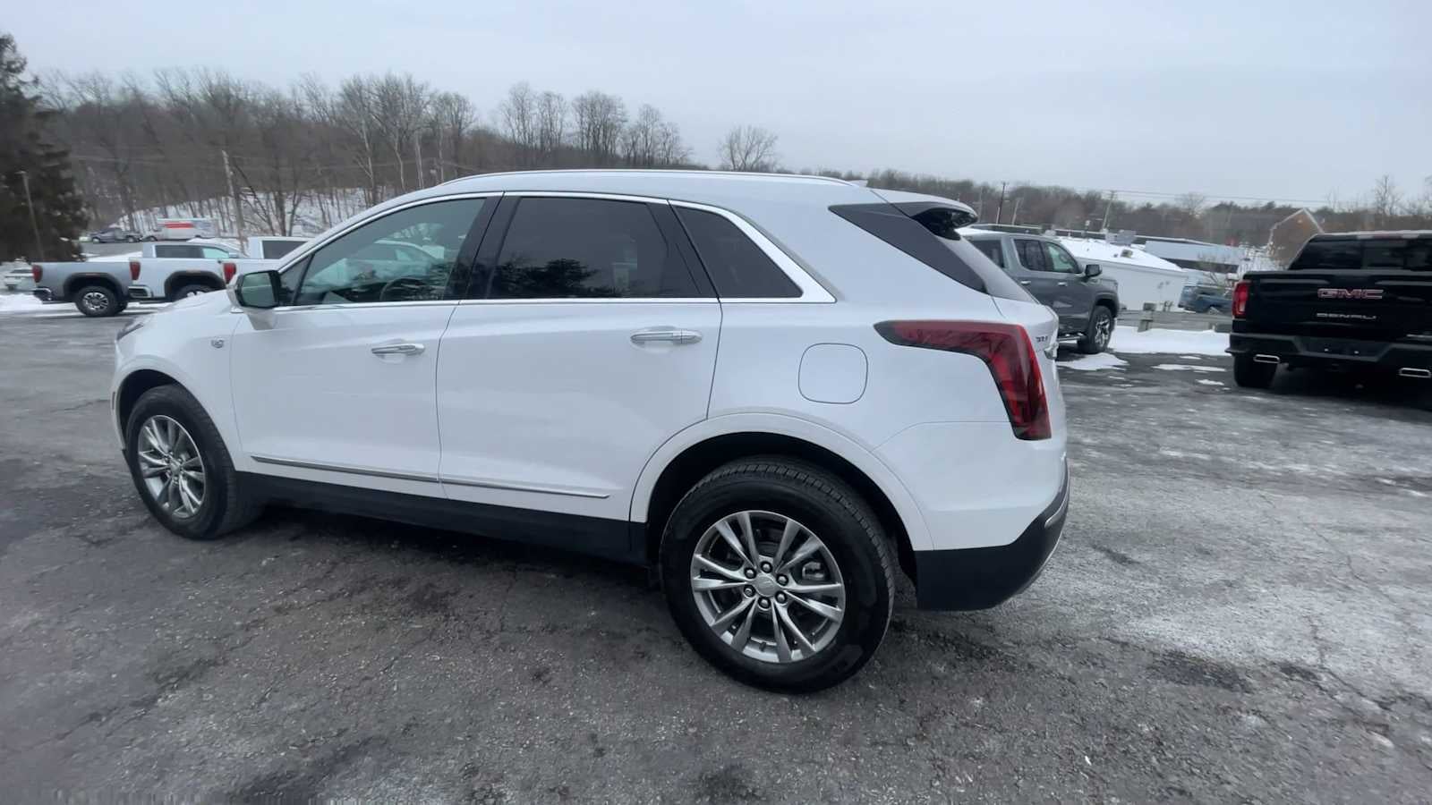 2023 Cadillac XT5 Premium Luxury