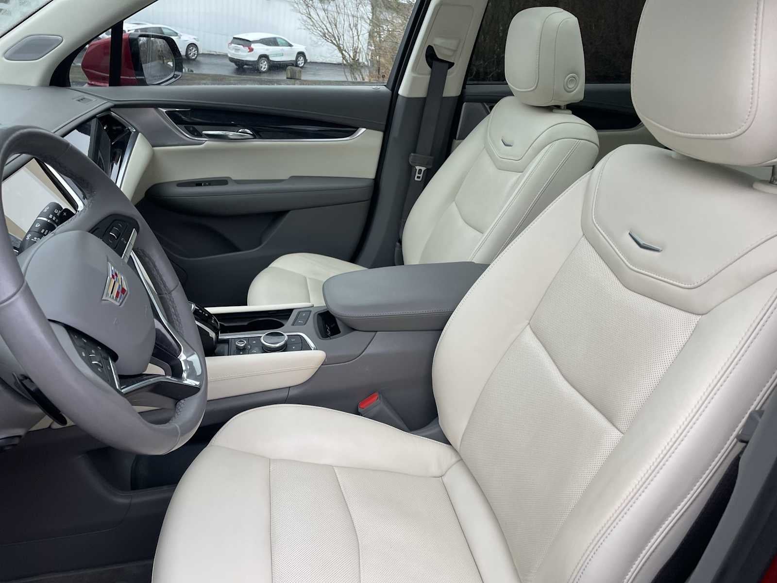 2022 Cadillac XT6 Premium Luxury