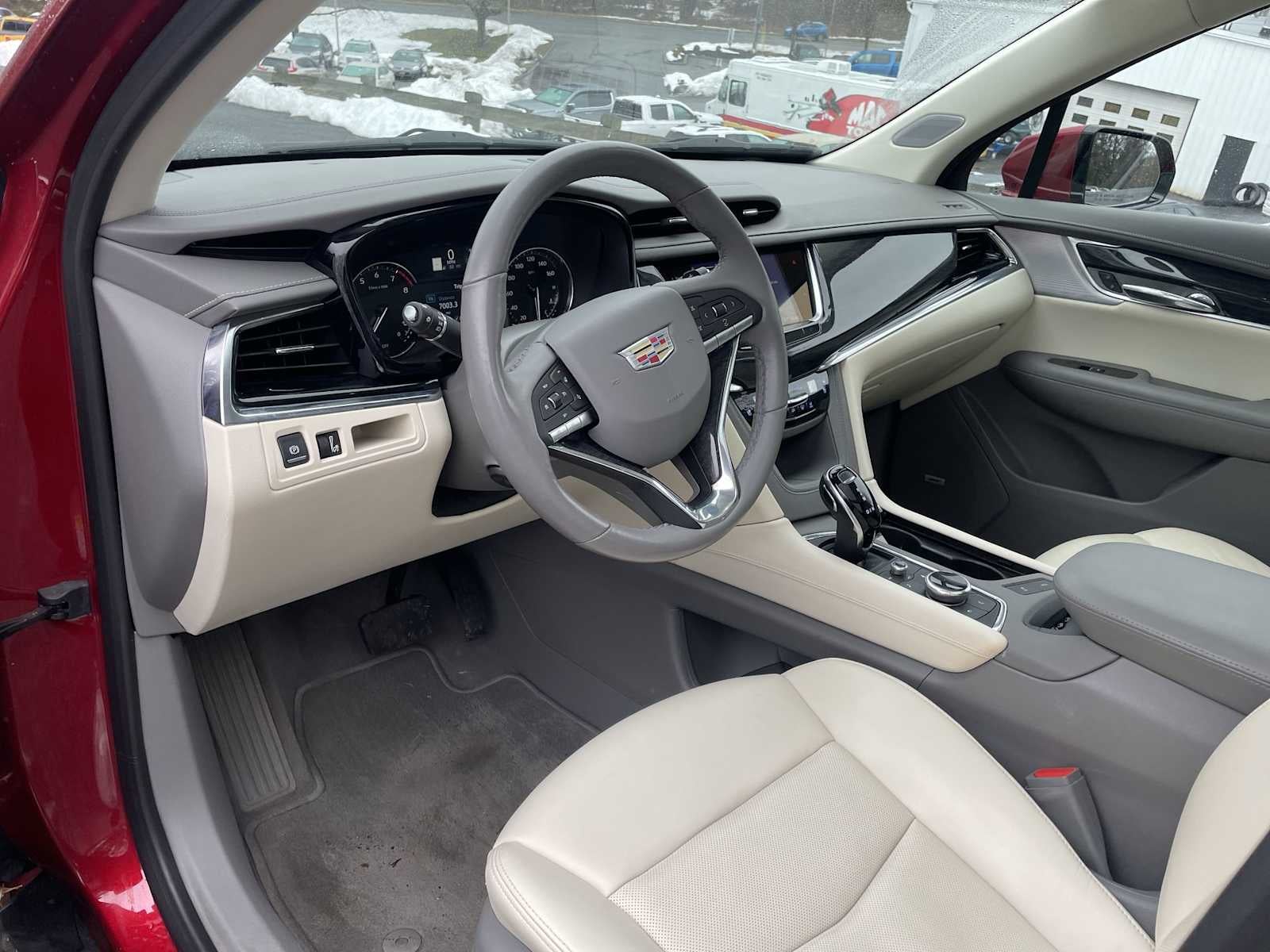 2022 Cadillac XT6 Premium Luxury