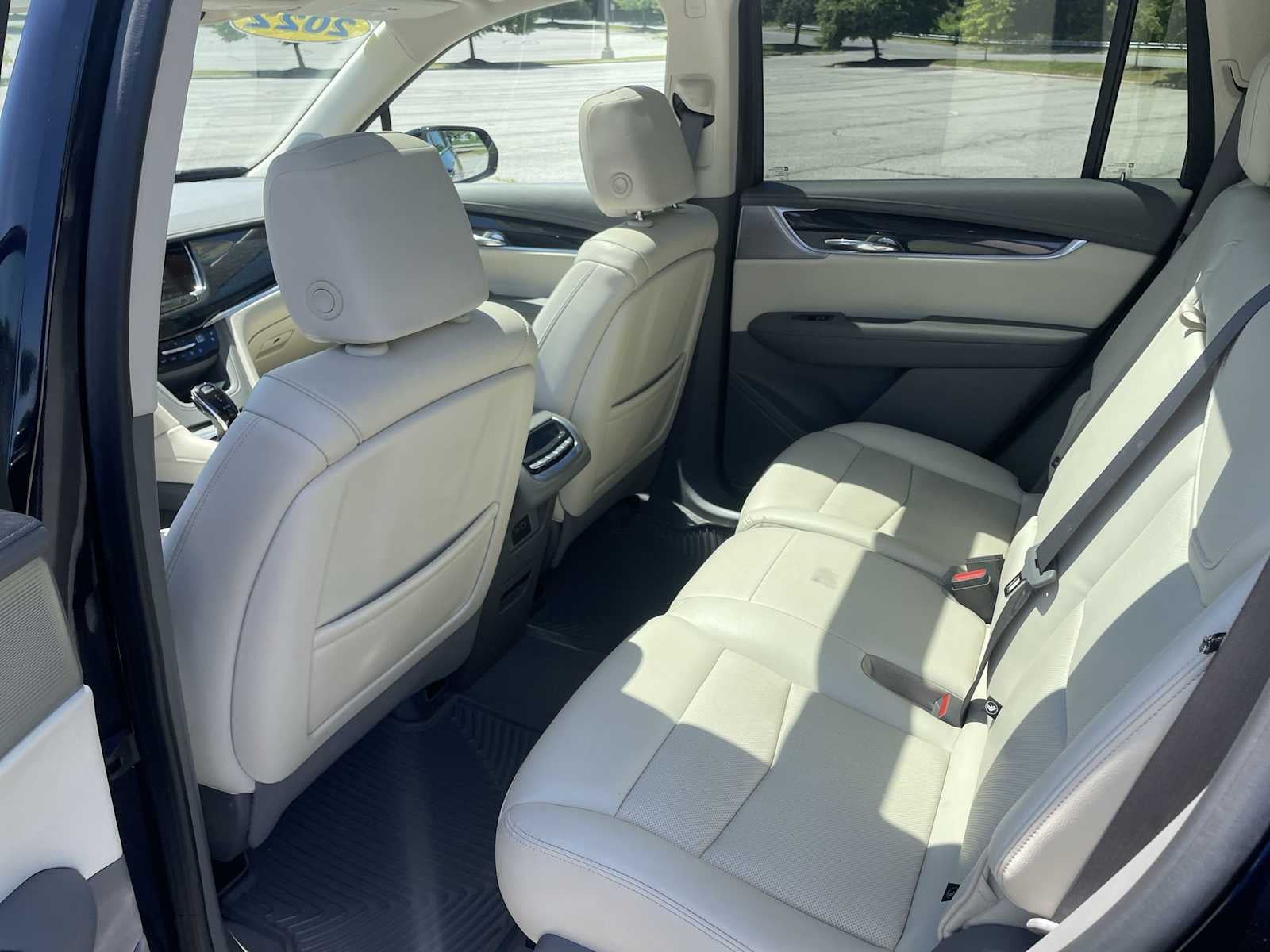 2022 Cadillac XT6 Premium Luxury