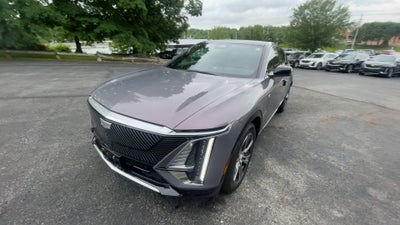 2025 Cadillac LYRIQ Luxury 1