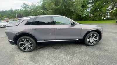 2025 Cadillac LYRIQ Luxury 1