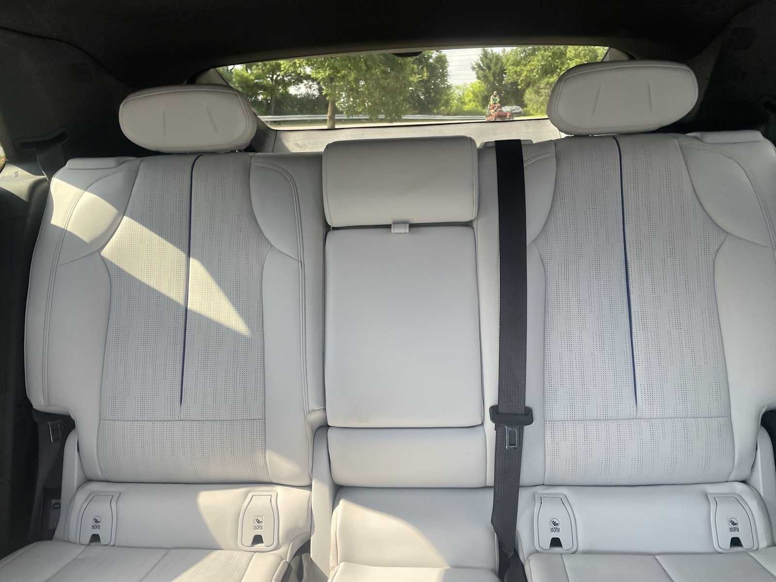 2024 Cadillac LYRIQ Luxury 1
