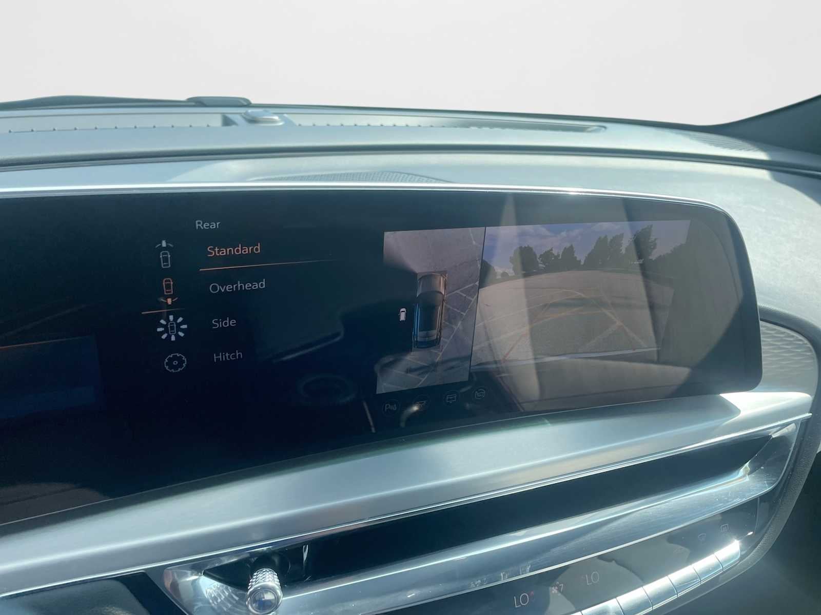 2024 Cadillac LYRIQ Luxury 1