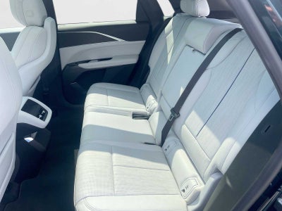 2024 Cadillac LYRIQ Luxury 1