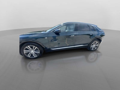 2024 Cadillac LYRIQ Luxury 1