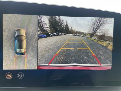 2024 Cadillac LYRIQ Luxury 1