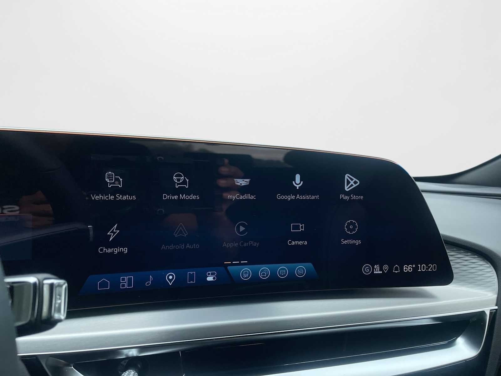 2027 Cadillac LYRIQ Premium Luxury